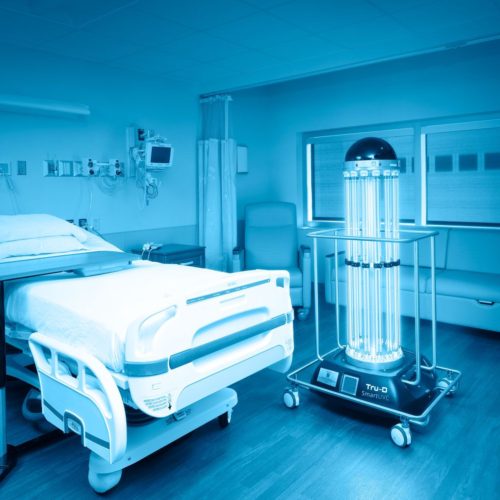 UVC lambanın hastanede kullanımını gösteren bir görsel